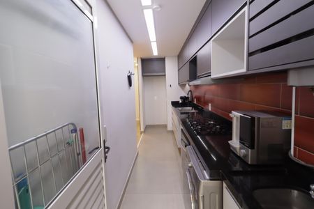 Apartamento para alugar com 83m², 2 quartos e 2 vagasCozinha e Área de Serviço