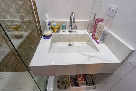 Casa à venda com 90m², 3 quartos e 1 vaga Casa à venda com 90m², 3 quartos e 1 vagaBanheiro da suíte