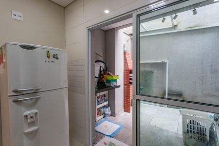 Casa à venda com 90m², 3 quartos e 1 vaga Casa à venda com 90m², 3 quartos e 1 vagaCozinha