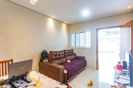 Casa à venda com 90m², 3 quartos e 1 vaga Casa à venda com 90m², 3 quartos e 1 vagaSala