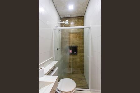 Casa à venda com 90m², 3 quartos e 1 vaga Casa à venda com 90m², 3 quartos e 1 vagaBanheiro social