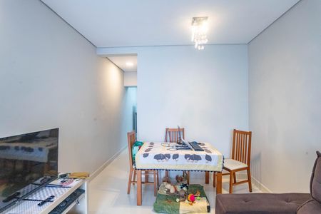 Casa à venda com 90m², 3 quartos e 1 vaga Casa à venda com 90m², 3 quartos e 1 vagaSala
