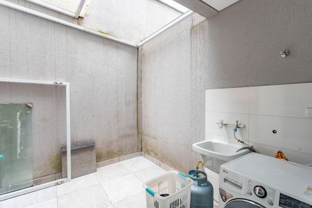 Casa à venda com 90m², 3 quartos e 1 vaga Casa à venda com 90m², 3 quartos e 1 vagaÁrea de serviço / churrasqueira