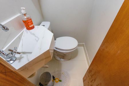 Casa à venda com 90m², 3 quartos e 1 vaga Casa à venda com 90m², 3 quartos e 1 vagaLavabo