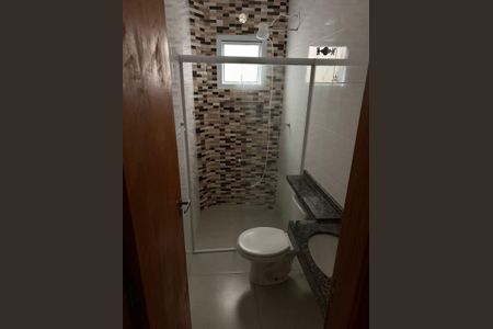 Banheiro de casa de condomínio para alugar com 1 quarto, 33m² em Parque Continental II, Guarulhos
