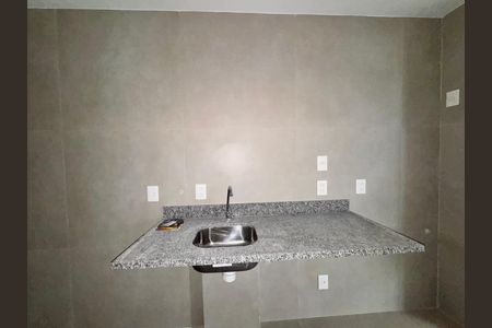 Apartamento à venda com 85m², 2 quartos e 1 vaga Apartamento à venda com 85m², 2 quartos e 1 vagaCozinha e Área de Serviço