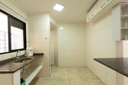 Apartamento para alugar com 57m², 2 quartos e 1 vaga Apartamento para alugar com 57m², 2 quartos e 1 vagaCozinha