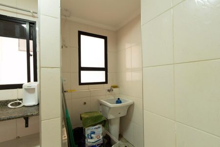 Apartamento para alugar com 57m², 2 quartos e 1 vaga Apartamento para alugar com 57m², 2 quartos e 1 vagaÁrea de Serviço