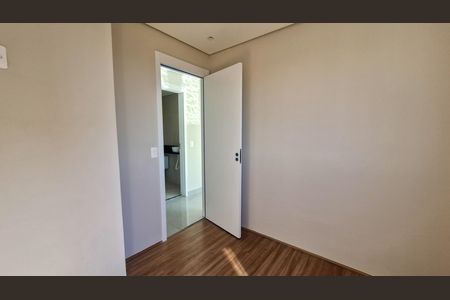 Apartamento para alugar com 48m², 2 quartos e 1 vaga Apartamento para alugar com 48m², 2 quartos e 1 vagaQuarto