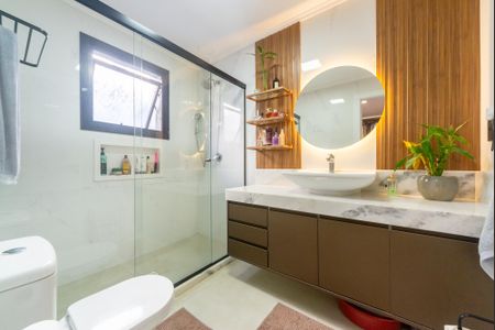 Casa de condomínio para alugar com 300m², 5 quartos e 2 vagas Casa de condomínio para alugar com 300m², 5 quartos e 2 vagasBanheira 3