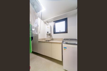 Area de serviço de casa de condomínio para alugar com 5 quartos, 300m² em Sítio São José, Viamão