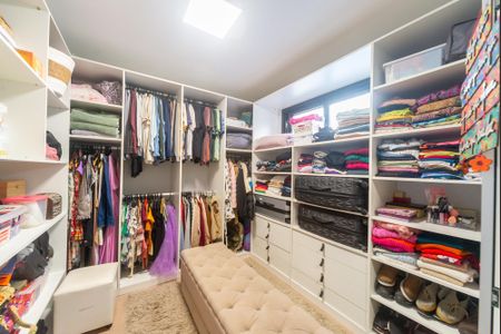 Closet de casa de condomínio para alugar com 5 quartos, 300m² em Sítio São José, Viamão