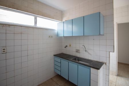 Cozinha de apartamento à venda com 3 quartos, 75m² em Santa Monica, Belo Horizonte