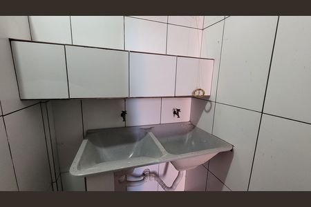 Casa para alugar com 42m², 1 quarto e sem vagaÁrea de Serviço