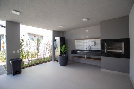 Apartamento para alugar com 42m², 2 quartos e sem vagaÁrea comum - Churrasqueira