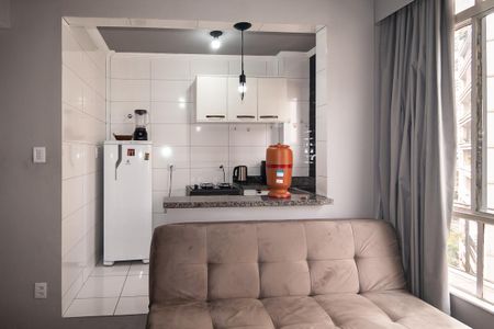 Studio para alugar com 40m², 0 quarto e sem vaga Studio para alugar com 40m², 0 quarto e sem vagaCozinha