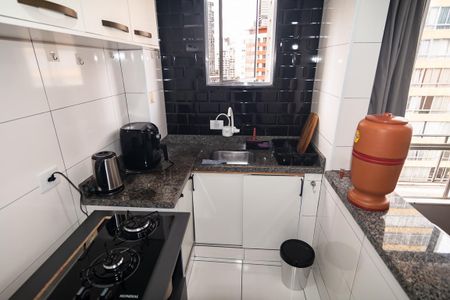 Studio para alugar com 40m², 0 quarto e sem vaga Studio para alugar com 40m², 0 quarto e sem vagaCozinha