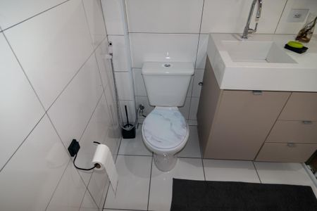 Studio para alugar com 40m², 0 quarto e sem vaga Studio para alugar com 40m², 0 quarto e sem vagaBanheiro / Área de Serviço