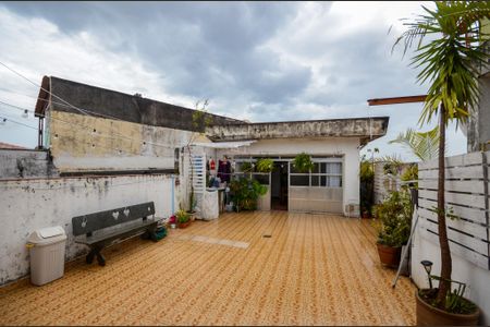 Casa para alugar com 360m², 4 quartos e 10 vagas Casa para alugar com 360m², 4 quartos e 10 vagasLavanderia / Quintal