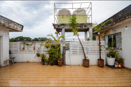 Casa para alugar com 360m², 4 quartos e 10 vagas Casa para alugar com 360m², 4 quartos e 10 vagasLavanderia / Quintal