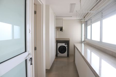 Apartamento à venda com 241m², 4 quartos e 3 vagasÁrea de Serviço
