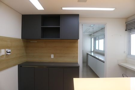 Apartamento à venda com 241m², 4 quartos e 3 vagasCozinha