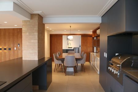 Apartamento à venda com 241m², 4 quartos e 3 vagasCozinha