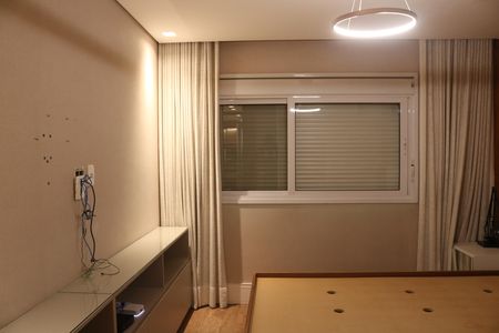 Apartamento à venda com 241m², 4 quartos e 3 vagasQuarto 4