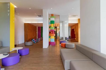 Apartamento à venda com 241m², 4 quartos e 3 vagas Apartamento à venda com 241m², 4 quartos e 3 vagasBrinquedoteca