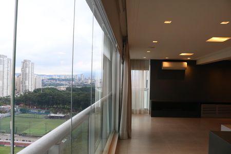 Sala de apartamento à venda com 4 quartos, 241m² em Água Branca, São Paulo