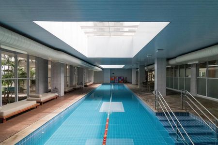 Apartamento à venda com 241m², 4 quartos e 3 vagas Apartamento à venda com 241m², 4 quartos e 3 vagasPiscina Coberta