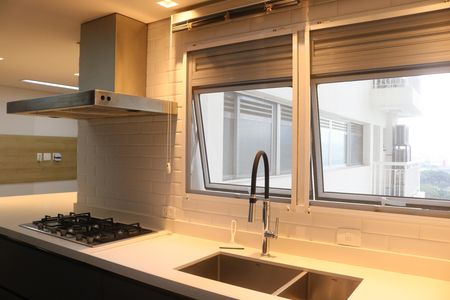 Apartamento à venda com 241m², 4 quartos e 3 vagasCozinha