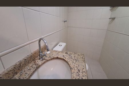 Apartamento para alugar com 60m², 2 quartos e 1 vaga Apartamento para alugar com 60m², 2 quartos e 1 vagaBanheiro Social