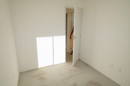 Quarto 2 de apartamento para alugar com 2 quartos, 43m² em Santa Cruz, Rio de Janeiro