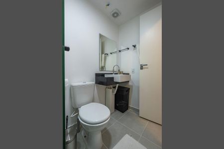 Studio para alugar com 24m², 1 quarto e sem vaga Studio para alugar com 24m², 1 quarto e sem vagaBanheiro