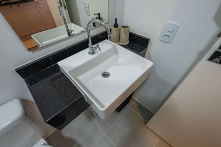 Studio para alugar com 24m², 1 quarto e sem vaga Studio para alugar com 24m², 1 quarto e sem vagaBanheiro