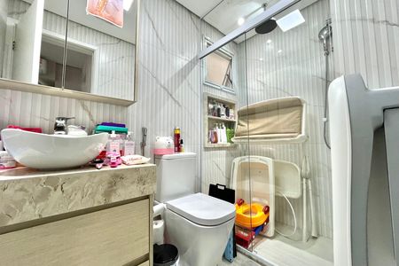 Apartamento à venda com 128m², 4 quartos e 2 vagasBanheiro da Suíte