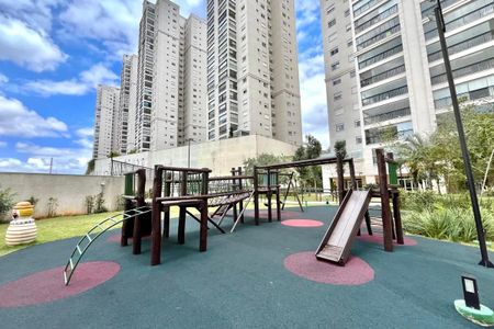 Apartamento à venda com 128m², 4 quartos e 2 vagasÁrea comum - Playground