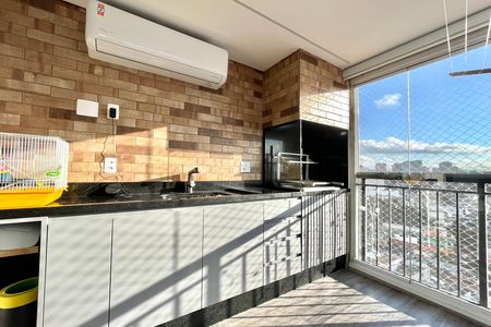 Apartamento à venda com 128m², 4 quartos e 2 vagasVaranda
