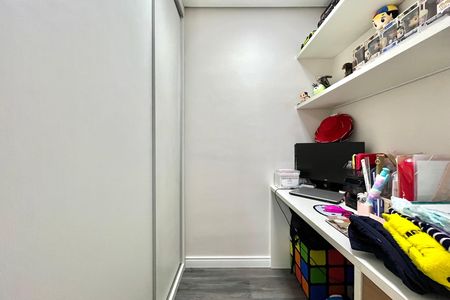 Apartamento à venda com 128m², 4 quartos e 2 vagasCloset da suíte