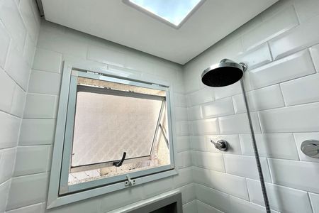 Apartamento à venda com 128m², 4 quartos e 2 vagasBanheiro Corredor