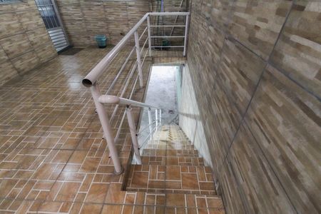 Casa para alugar com 70m², 2 quartos e 1 vaga Casa para alugar com 70m², 2 quartos e 1 vagaQuintal - Entrada