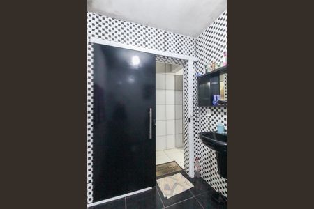 Casa para alugar com 70m², 2 quartos e 1 vaga Casa para alugar com 70m², 2 quartos e 1 vagaBanheiro