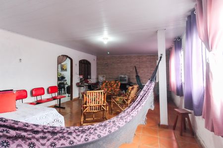 Quarto 1 de casa para alugar com 2 quartos, 70m² em Jardim Nélia, São Paulo