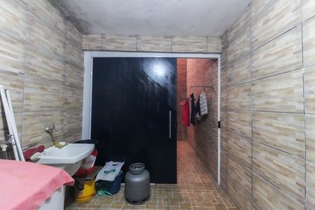 Casa para alugar com 70m², 2 quartos e 1 vaga Casa para alugar com 70m², 2 quartos e 1 vagaÁrea de Serviço