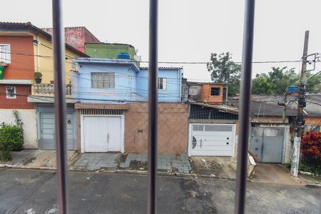 Vista do Quarto 1 de casa para alugar com 2 quartos, 70m² em Jardim Nélia, São Paulo