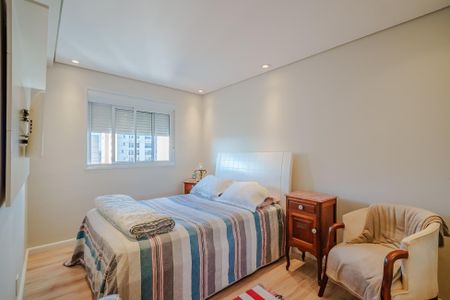 Quarto 1 de apartamento para alugar com 2 quartos, 66m² em Ferreira, São Paulo