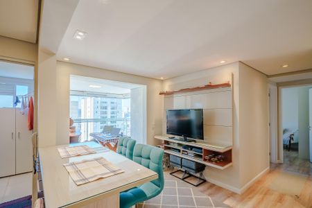 Sala de apartamento para alugar com 2 quartos, 66m² em Ferreira, São Paulo