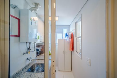 Área de Serviço de apartamento para alugar com 2 quartos, 66m² em Ferreira, São Paulo