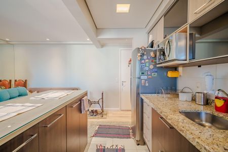 Cozinha de apartamento para alugar com 2 quartos, 66m² em Ferreira, São Paulo